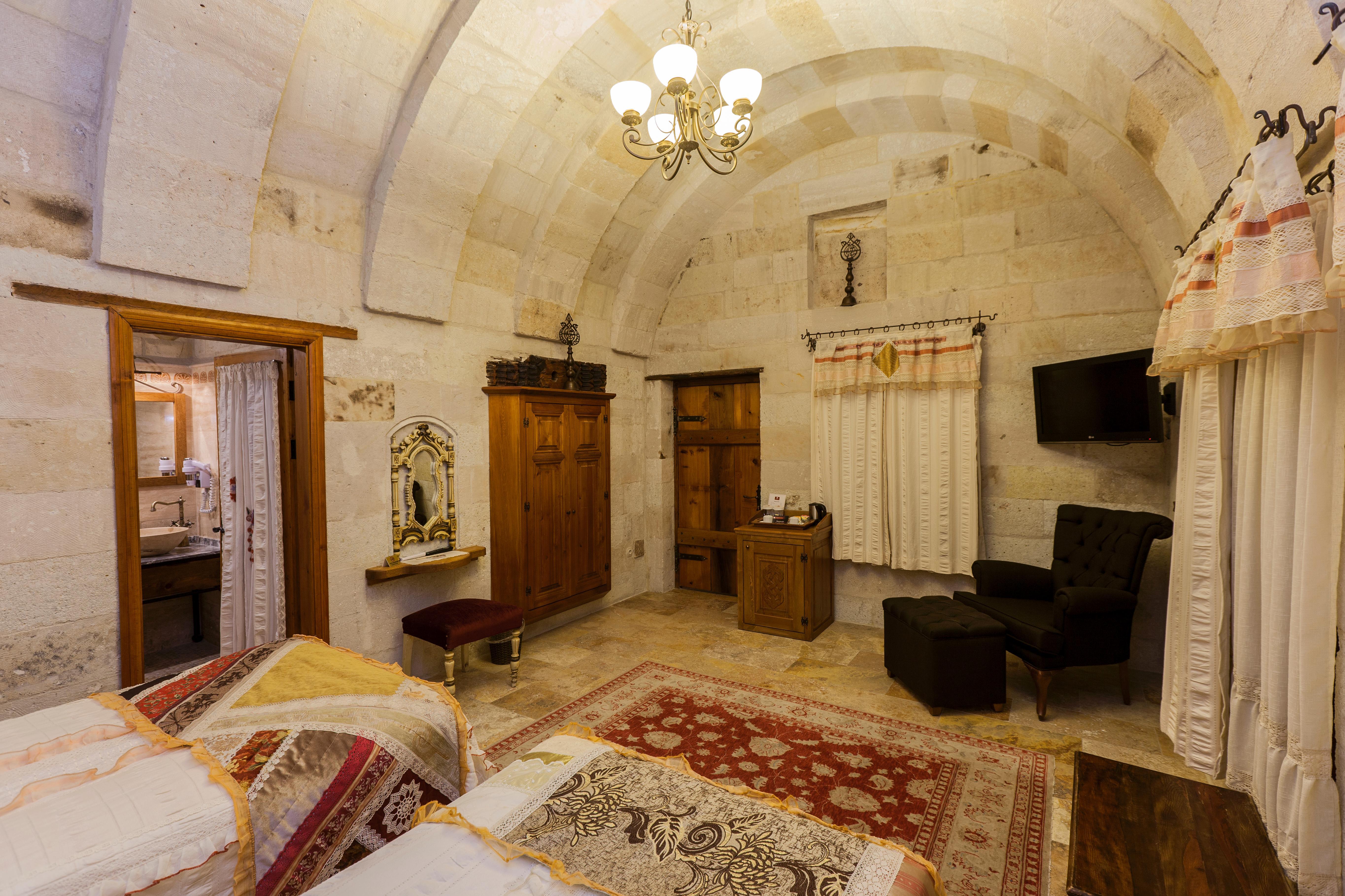 Mithra Cave Hotel Goreme Bagian luar foto